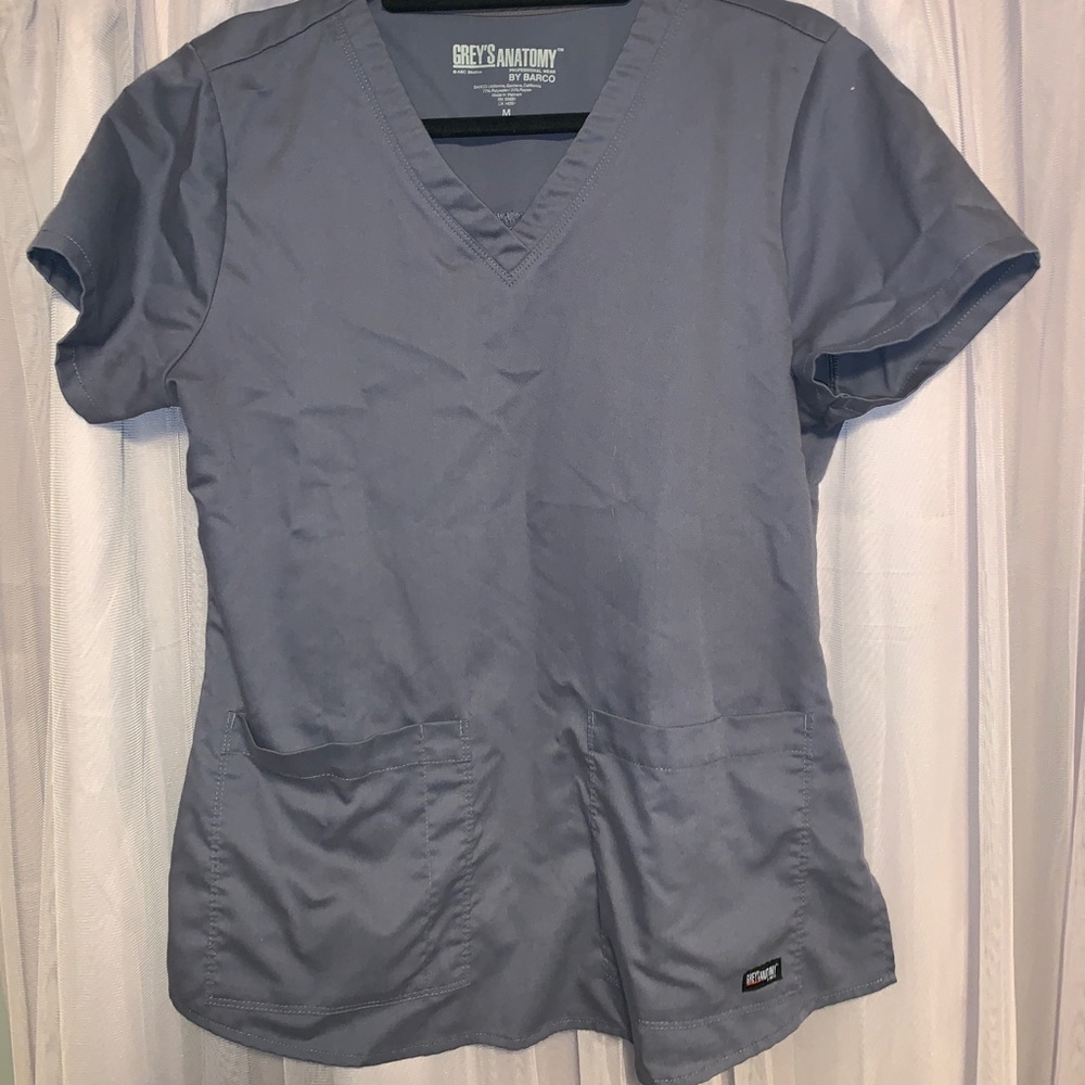 Greys anatomy medium grey scrub set